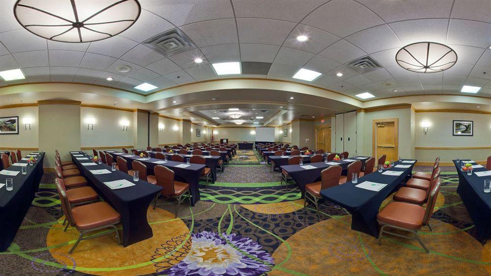 Holiday Inn Clark - Newark By Ihg Exterior foto
