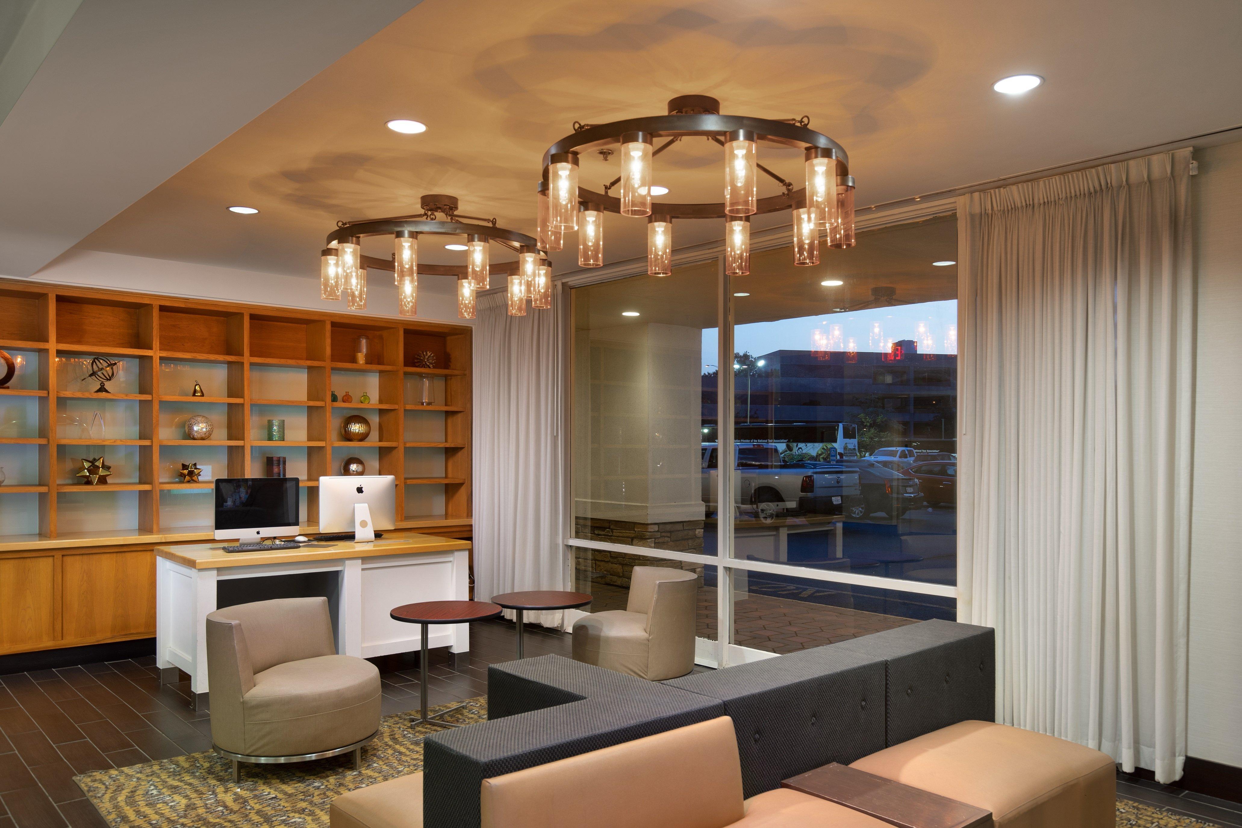 Holiday Inn Clark - Newark By Ihg Exterior foto