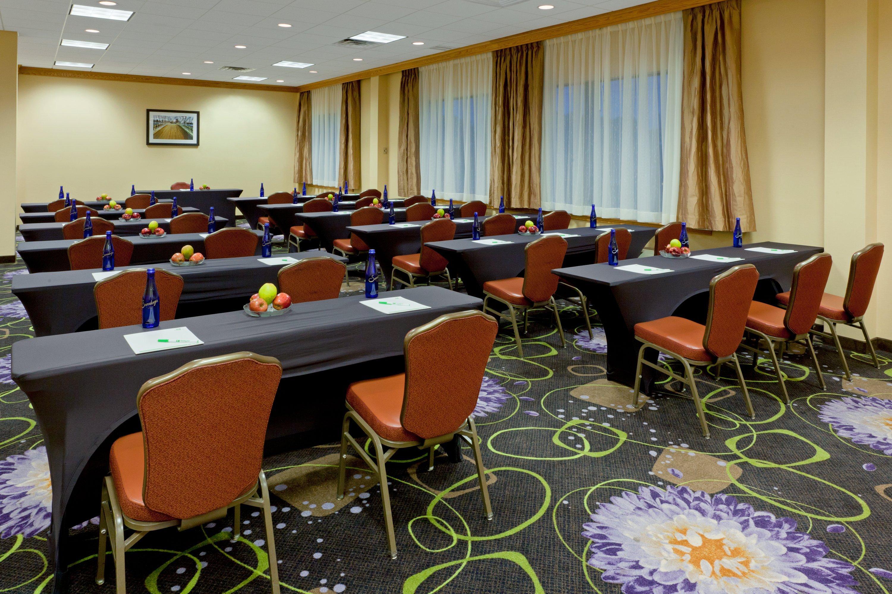Holiday Inn Clark - Newark By Ihg Exterior foto